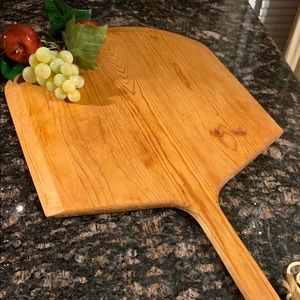 This is a pizza peel